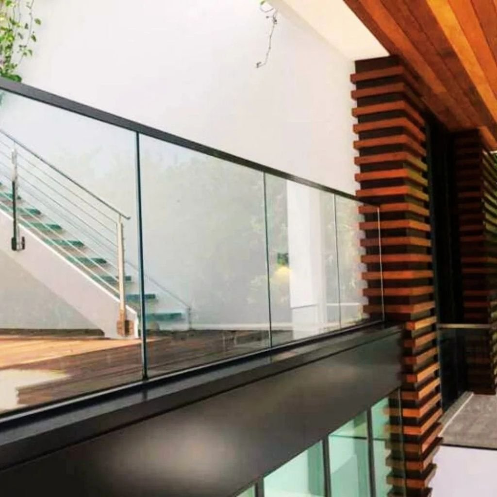 12mm Balcony Aluminium Glass Railing - Image 8
